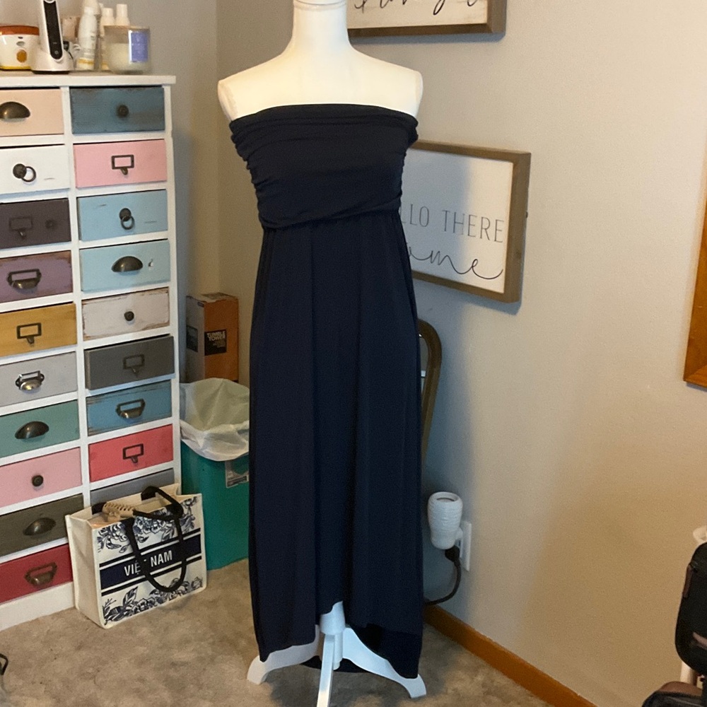 Elegant Navy Blue Strapless Dress